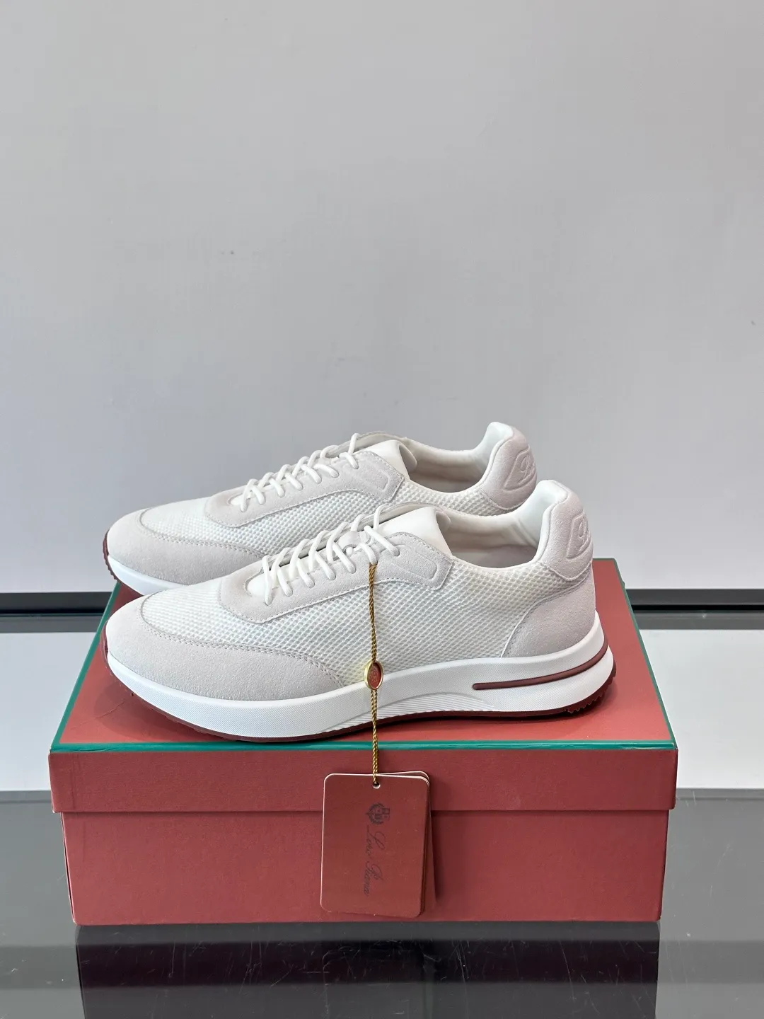 Men's men's shoes 💰p580 "Loro men's shoes 💰pian＊" Week End Walk series sports shoes, using exclusive raw materials, mesh upper + suede stitching, breathable and comfortable, rubber soles with strong grip, suitable for commuting and casual outings. Low-key high-end gray tone, versatile suit or casual wear, size: 39-44 (customized at 38.45.46)